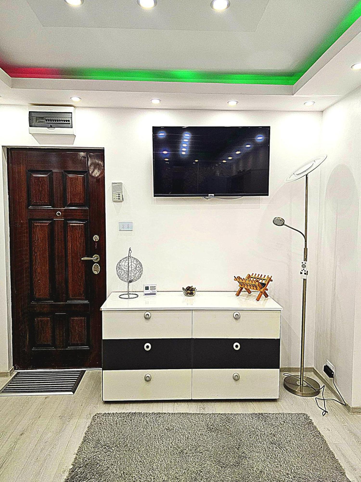 Luxury Paul Apartment Green, Private & Accessible ブラショフ エクステリア 写真
